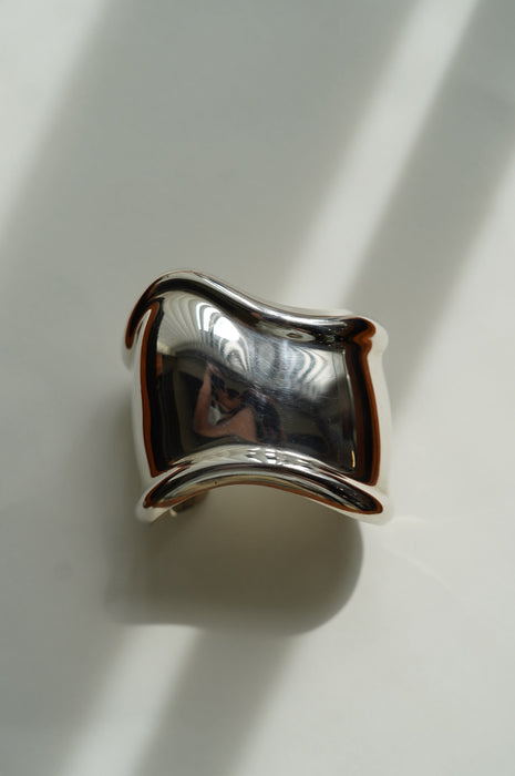 1978s<BR>ELSA PERETTI for TIFFANY & CO. <BR>MEDIUM BONE CUFF