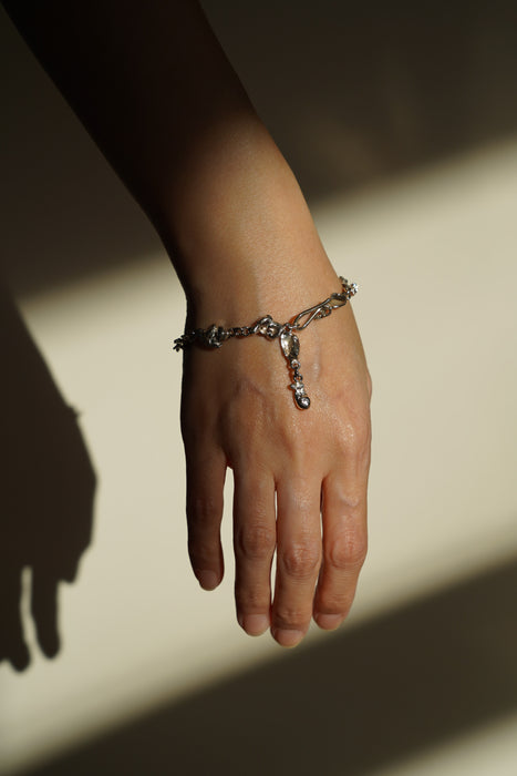 Claudia Lepik<br>CAST BIT BRACELT
