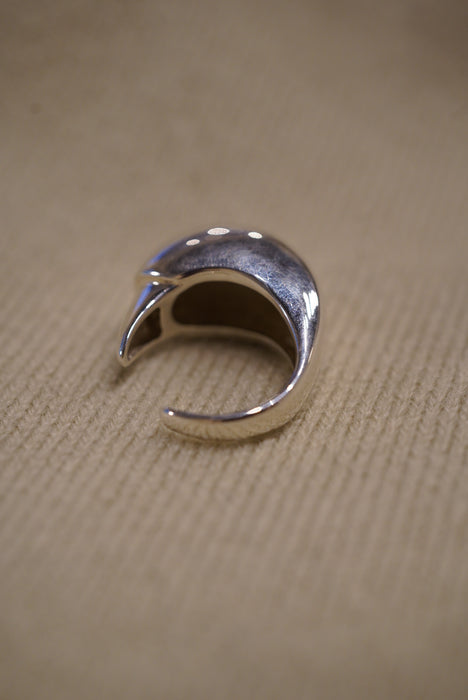 VINTAGE<BR>TIFFANY & CO. by ELSA PERETTI <BR> Claw Ring <BR><BR>SOLD OUT