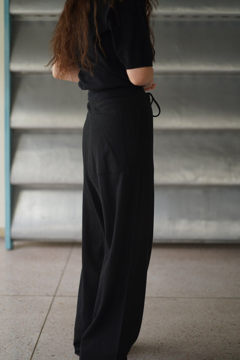 EXTREME CASHMERE<br>n°353 relax<BR>in RAVEN