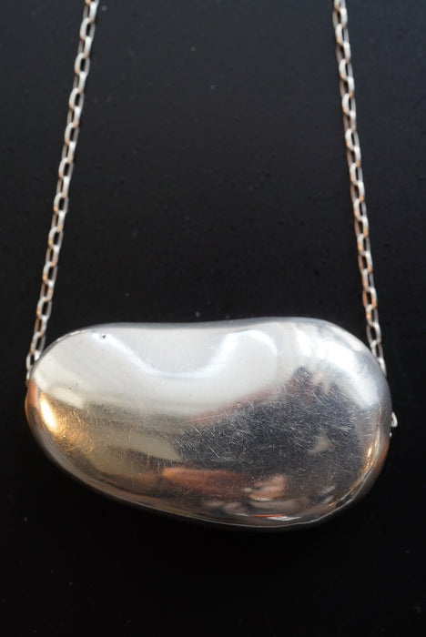 VINTAGE<BR>ELSA PERETTI for TIFFANY & CO.<BR>XL BEAN NECKLACE