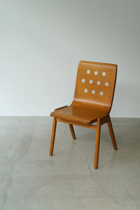 ROLAND RAINER<BR>STACKING CHAIR<BR><BR>SOLD OUT