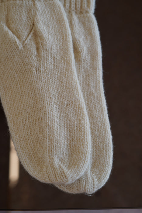 FUMIKA_UCHIDA<br>SHETLAND RIB STITCH TIGHT-HIGH SOCKS