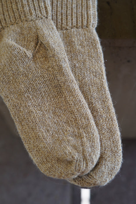 FUMIKA_UCHIDA<br>SHETLAND RIB STITCH TIGHT-HIGH SOCKS