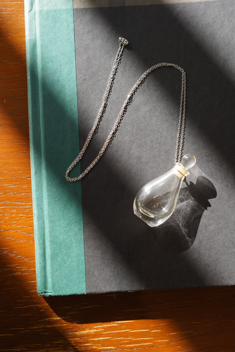 HALSTON by ELSA PERETTI <BR>PERFUME BOTTLE NECKLACE <BR> <BR> SOLD OUT