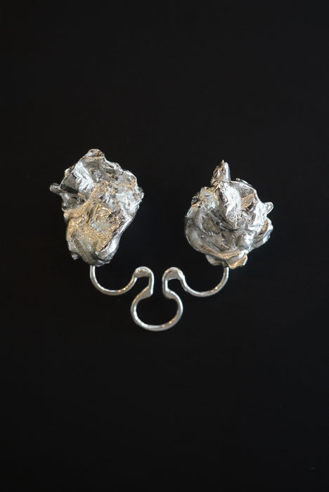 Claudia Lepik<br>PETIT BOUQUET NOSEPIECE