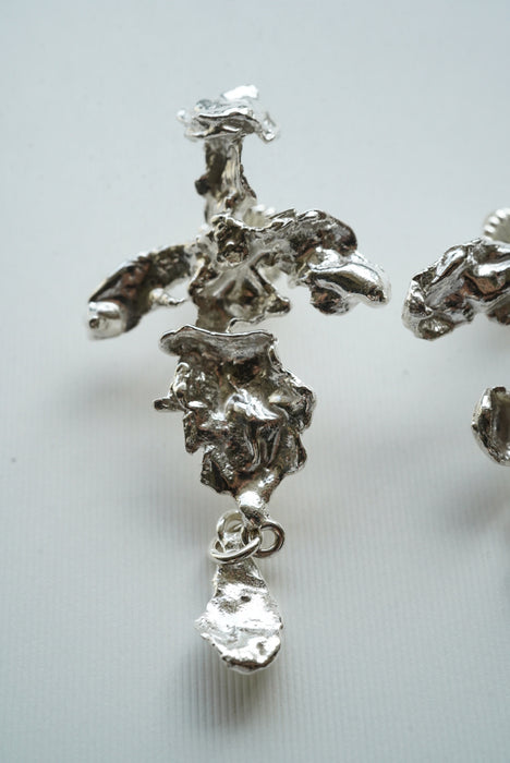 Claudia Lepik<br>ABSTRACT ORCHID EARRINGS WITH MOVING DETAIL