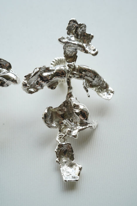Claudia Lepik<br>ABSTRACT ORCHID EARRINGS WITH MOVING DETAIL