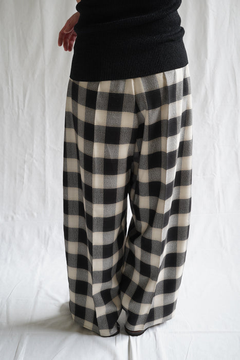 CRISTASEYA<br>MOROCCAN PYJAMA PANTS<br>in BLACK/CREAM CHECKS