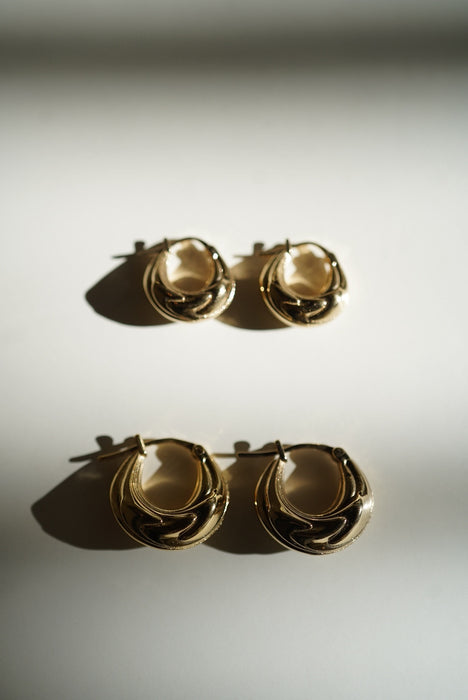 SAPIR BACHAR<br>GOLD ETERNITY HOOPS