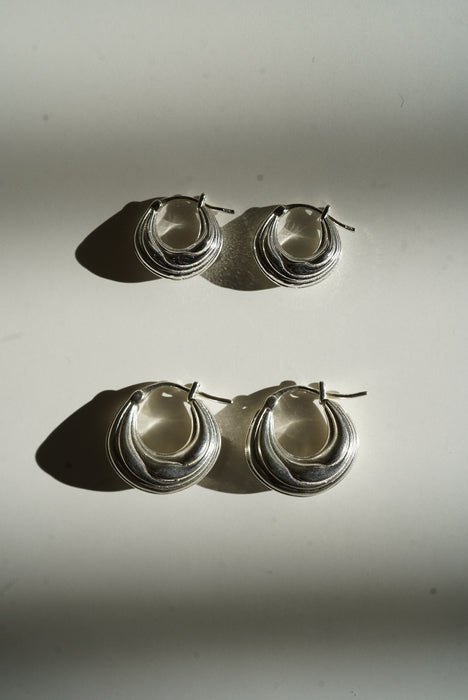 SAPIR BACHAR<br>MINI ETERNITY HOOPS