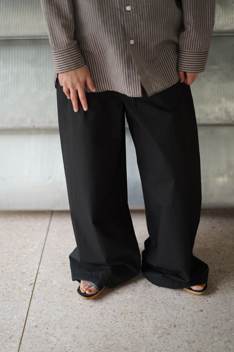 CRISTASEYA<br>MAXI LARGE PANTS WITH DRAWSTRINGS<br>in BLACK