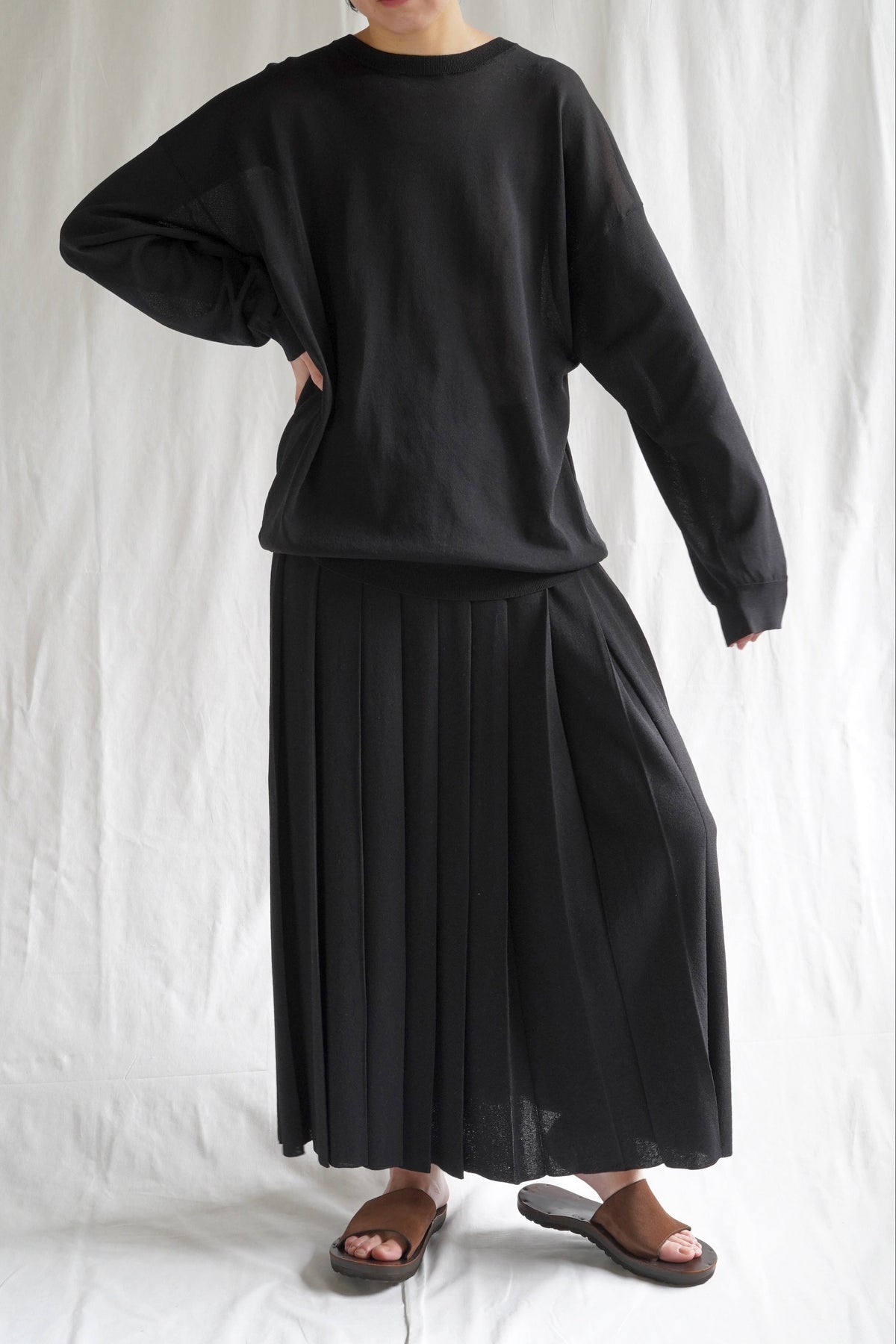 CRISTASEYA LIGHT WASHI PAPER SWEATER in BLACK – PORT