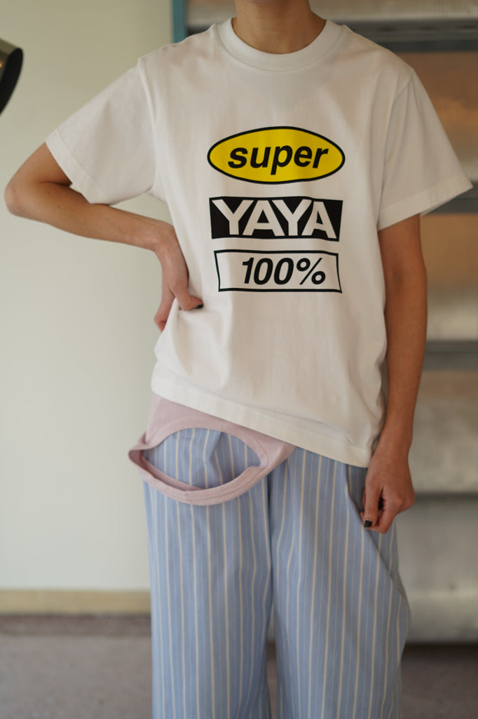 トップス SUPER YAYA ICONIC LOGO T-SHIRTS SUPER YAYA＞LOGO T―SHIRT/Tシャツ