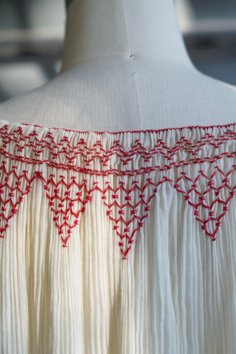 HOLD<BR><BR>VINATAGE<BR>ROMANIAN PEASANT TUNIC DRESS