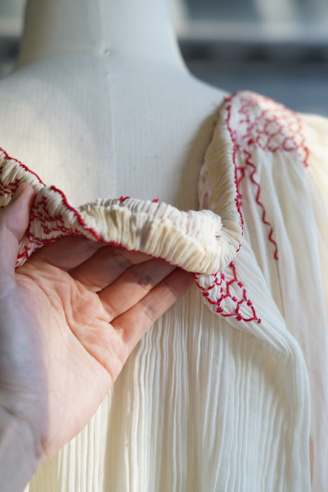 HOLD<BR><BR>VINATAGE<BR>ROMANIAN PEASANT TUNIC DRESS