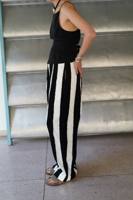 pelleq<br>thick pile stripe trousers<br>BLACK<br><br>SOLD OUT