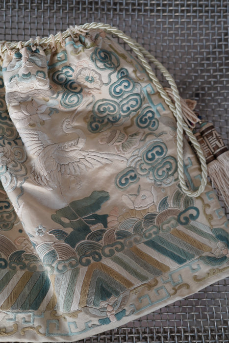 VINTAGE<BR>CHINESE POCHET<BR><BR>SOLD OUT