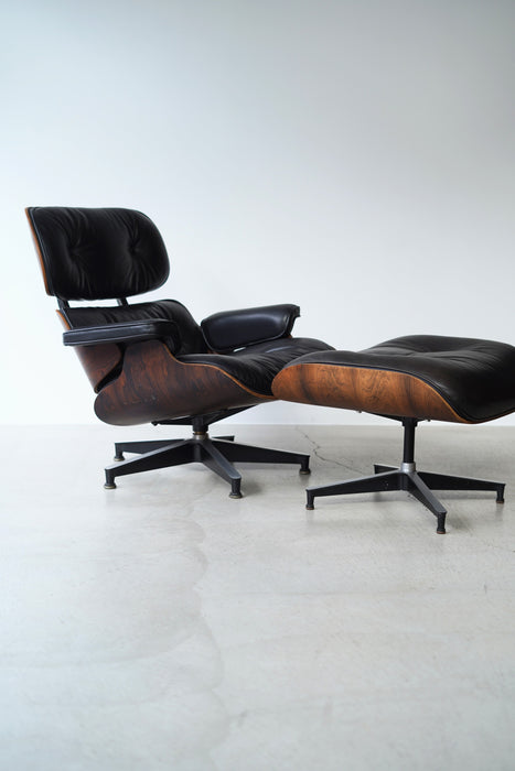 CHARLES & RAY EAMES<BR> LOUNGE CHAIR & OTTOMAN<BR><BR>SOLD OUT