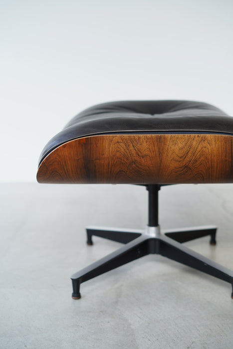 CHARLES & RAY EAMES<BR> LOUNGE CHAIR & OTTOMAN<BR><BR>SOLD OUT