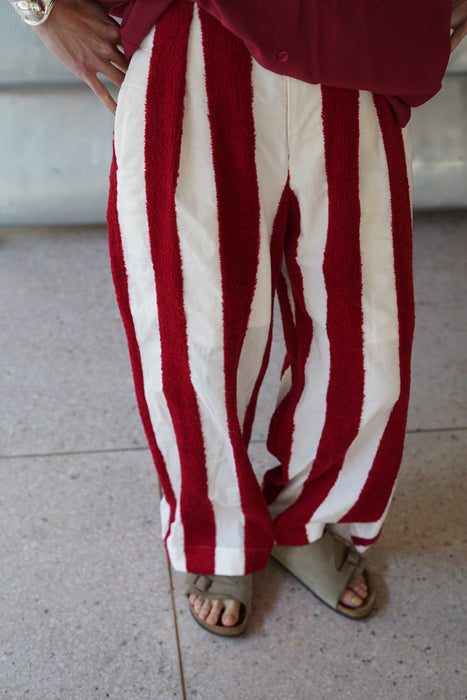 pelleq<br>thick pile stripe trousers<br>RED<br><br>SOLD OUT