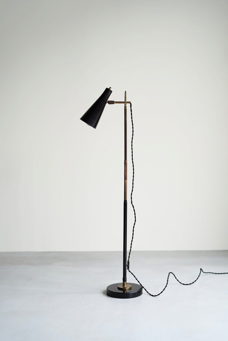 GIUSEPPE OSTUNI<BR>MODEL 201 TELESCOPIC FLOOR LAMP