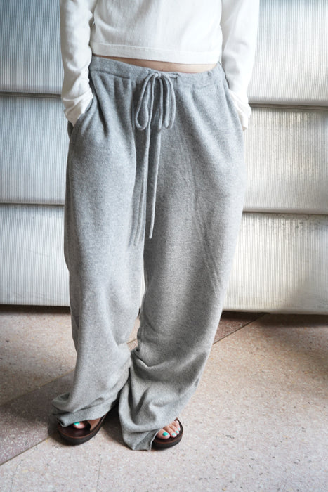 EXTREME CASHMERE<br>n°462 slouch<BR>in GOAT
