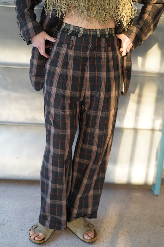 FUMIKA_UCHIDA PLAID 2-TUCK TAPERED SLACKS – PORT
