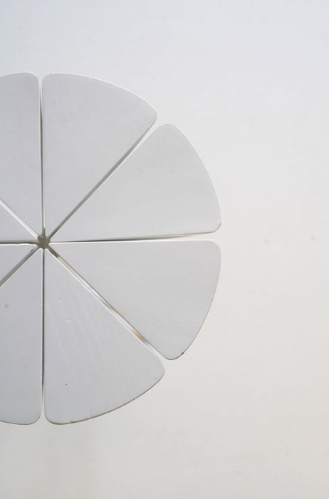 RICHARD SCHULTZ<BR>MODEL P320 PETAL OCCASIONAL TABLE