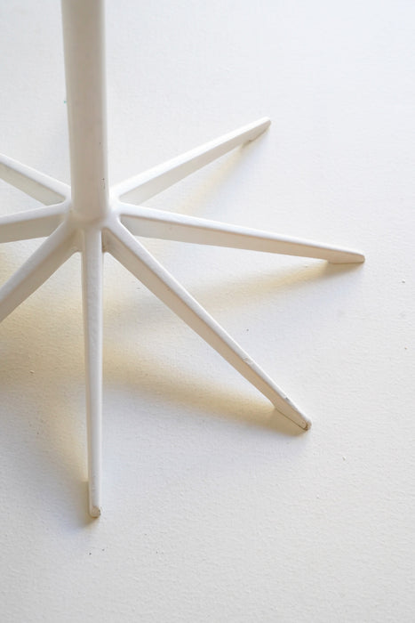 RICHARD SCHULTZ<BR>MODEL P320 PETAL OCCASIONAL TABLE