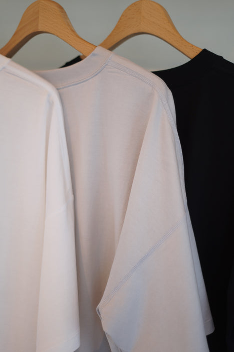 pelleq<br>standard T <br> <br>SOLD OUT