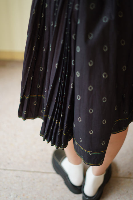 ANTIQUE<BR>SLOVAKIAN INDIGO PLEATED SKIRT<BR><BR>SOLD OUT
