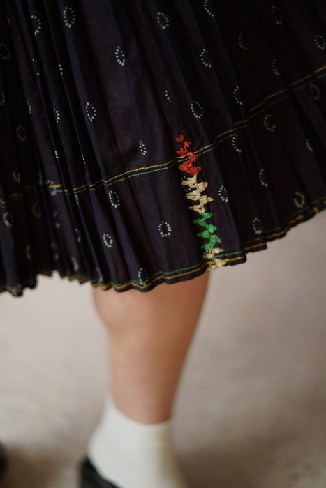 ANTIQUE<BR>SLOVAKIAN INDIGO PLEATED SKIRT<BR><BR>SOLD OUT
