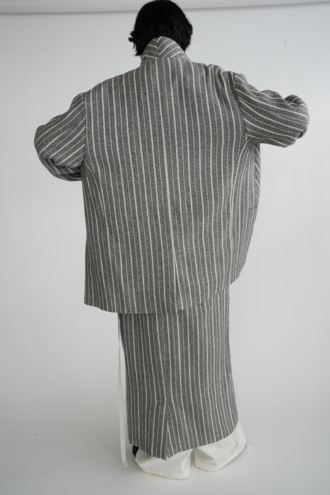 CRISTASEYA<br>OVERSIZED BLAZER<br>in GREY WITH WHITE STRIPES