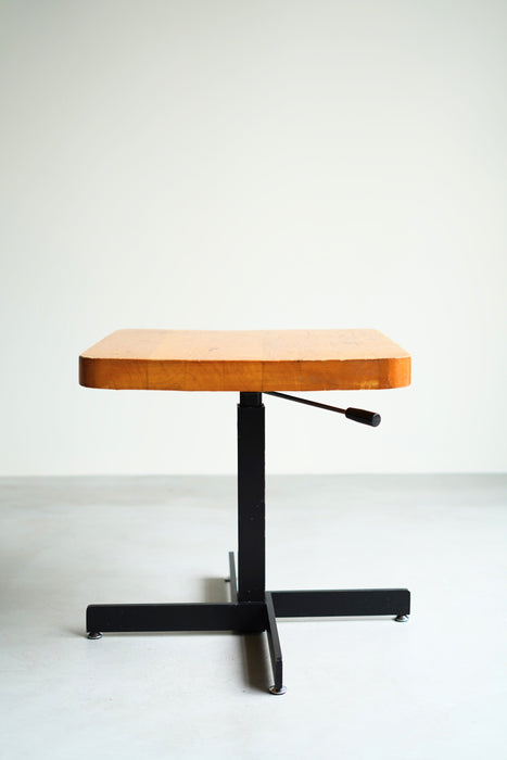 CHARLOTTE PERRIAND<BR>ADJUSTABLE TABLE FOR LES ARCS 1800