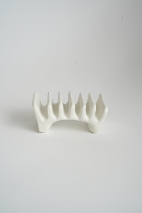 CRISTASEYA<br>CERAMIC SOAP HOLDER<br>in BONE