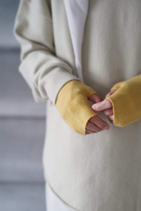 EXTREME CASHMERE<br>n°391 moufle<br>in CORN