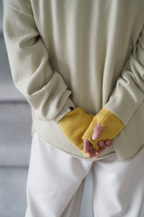 EXTREME CASHMERE<br>n°391 moufle<br>in CORN