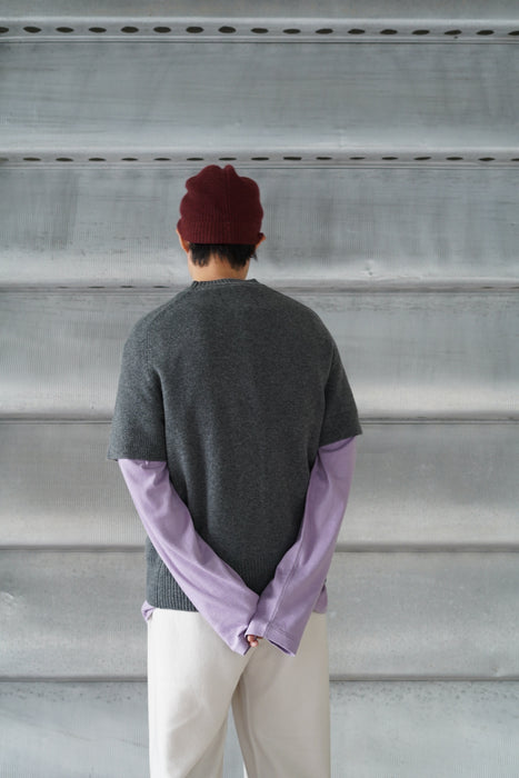 EXTREME CASHMERE<br>n°444 hat<br>in MAROON