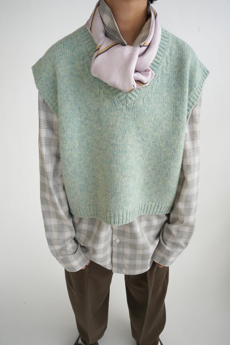CRISTASEYA<br>CROPPED SHETLAND GILET<br>in MINT
