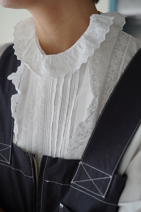 ANTIQUE<BR>COTTON RUFFLE NECK BLOUSE <BR><BR>SOLD OUT