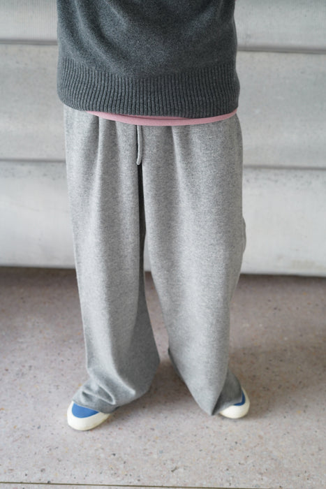 EXTREME CASHMERE<br>n°462 slouch<BR>in GOAT