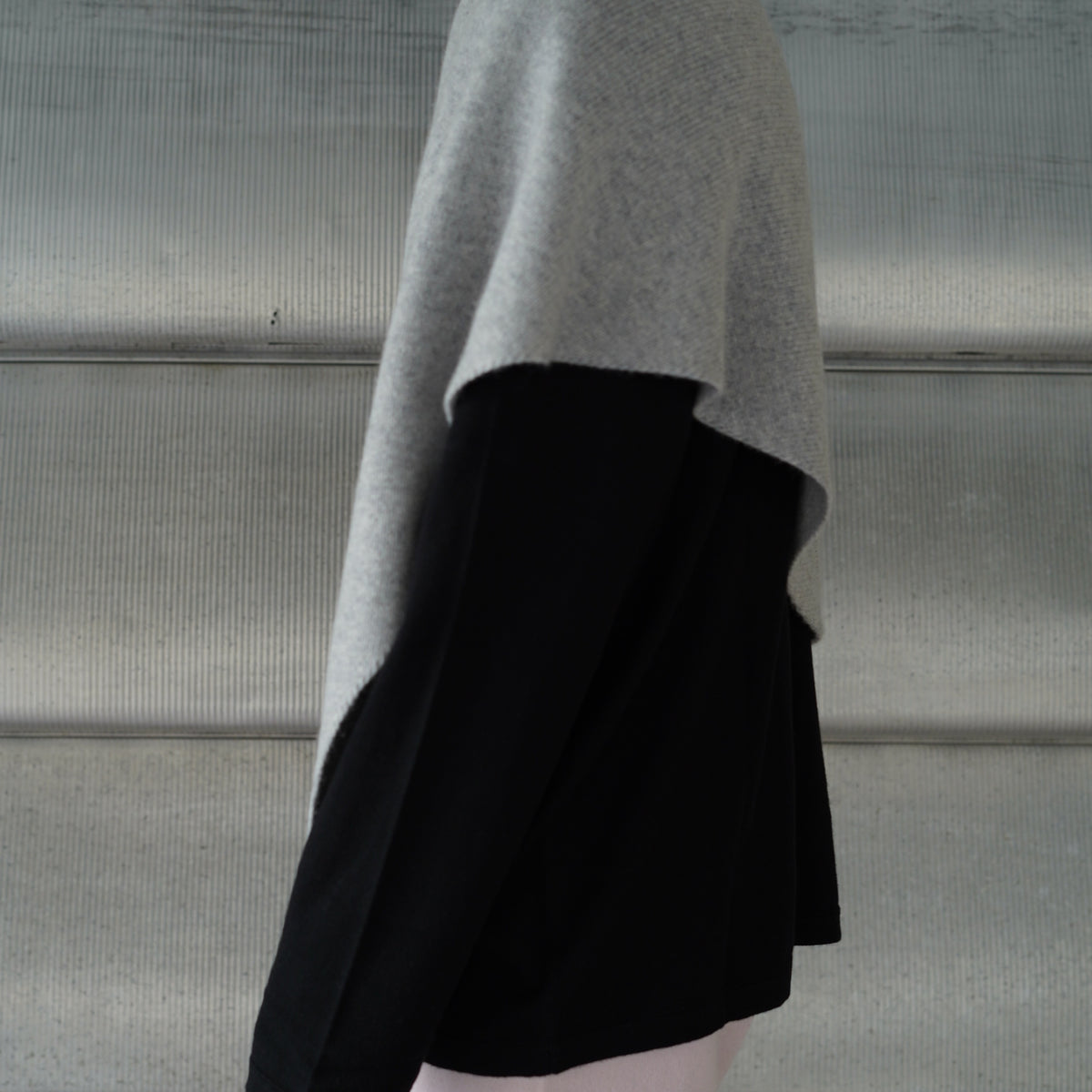 EXTREME CASHMERE n°201 witch 2 in GREY – PORT