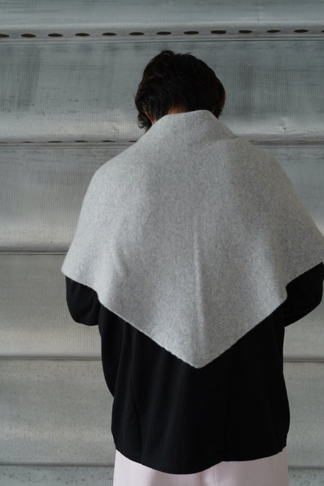 EXTREME CASHMERE<br>n°201 witch 2<br>in GREY