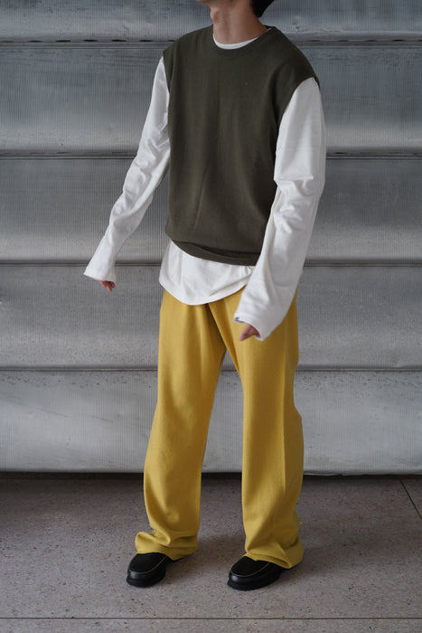 EXTREME CASHMERE<br>n°455 bos<br>in ARMY