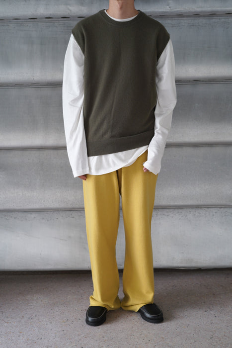 EXTREME CASHMERE<br>n°455 bos<br>in ARMY