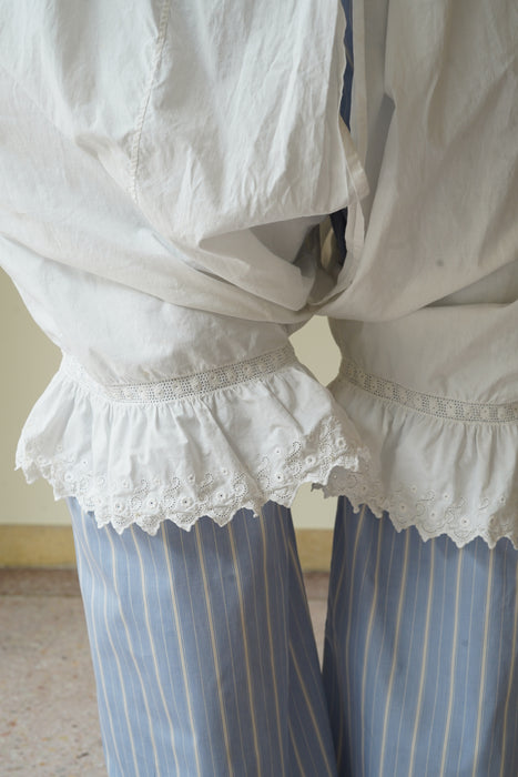 ANTIQUE<BR>FRENCH OPEN SLIT KNICKERS WITH RUFFLE TRIM