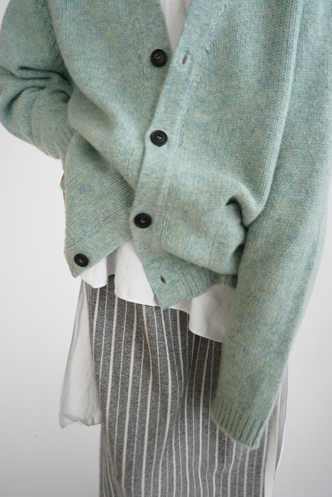 CRISTASEYA<br>OVERSIZED SHETLAND CARDIGAN<br>in MINT