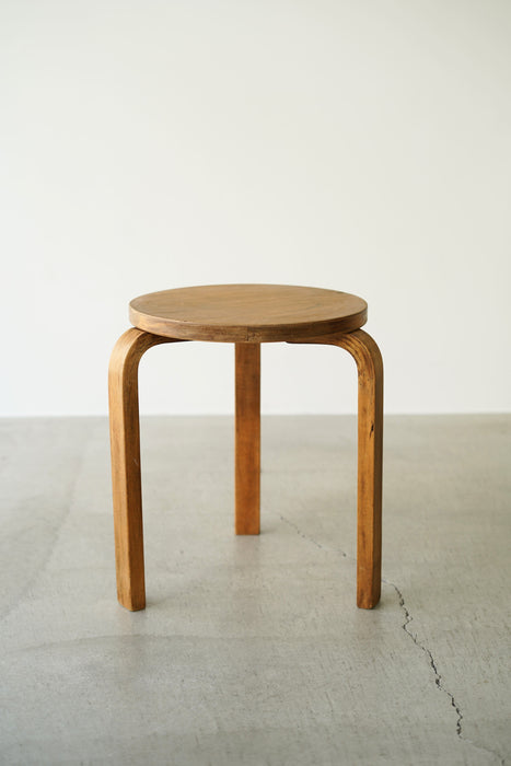HOLD<BR><BR>ALVAR AALTO<BR>STOOL60  30S