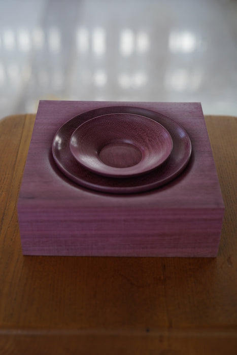 CRISTASEYA<br>SET OF 2 HANDTURNED SMALL PLATE-S<br>in BEET RED